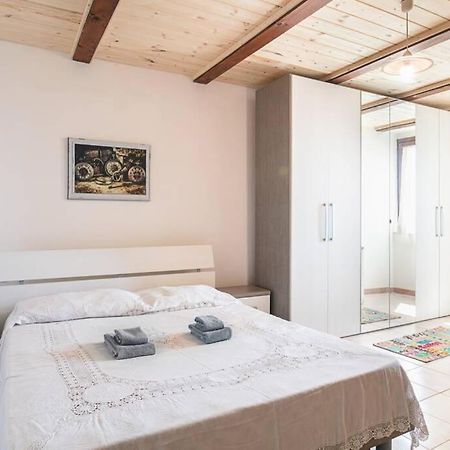 Roman Ruins - Elegant Apartment Olbia Kültér fotó